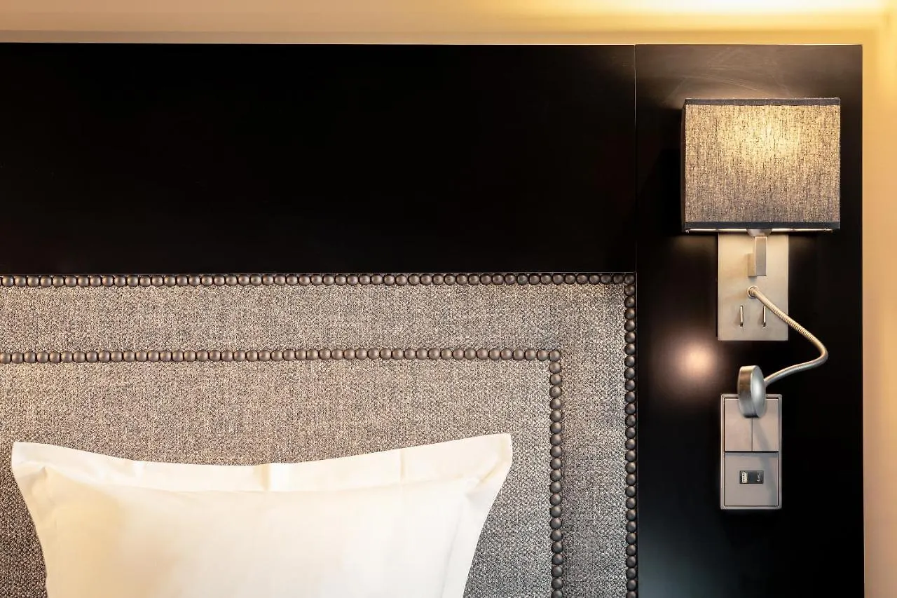 B Montmartre Hotel Paris
