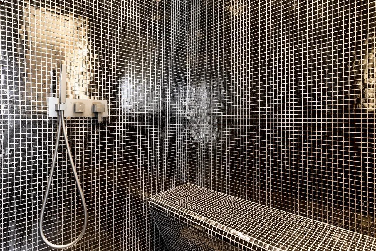 B Montmartre Hotel Paris