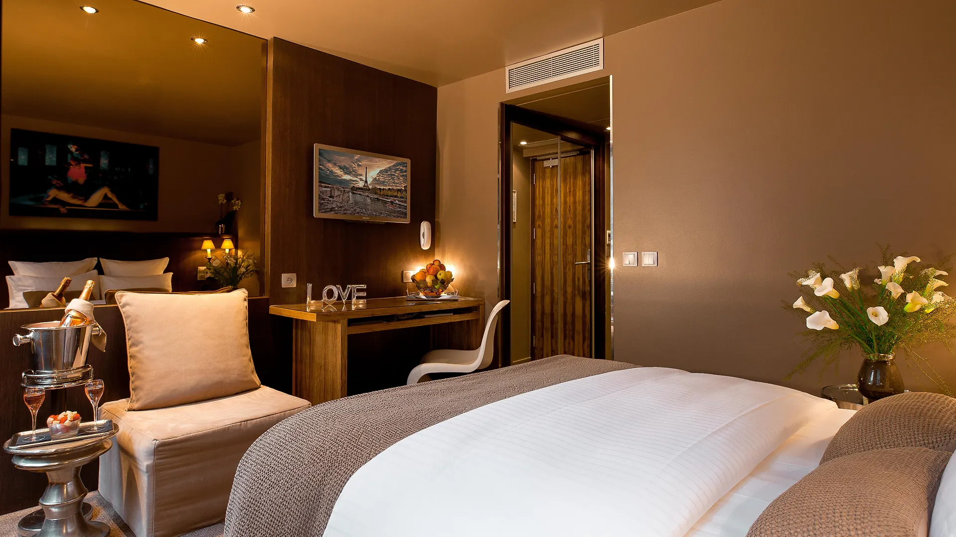 B Montmartre Hotel Paris